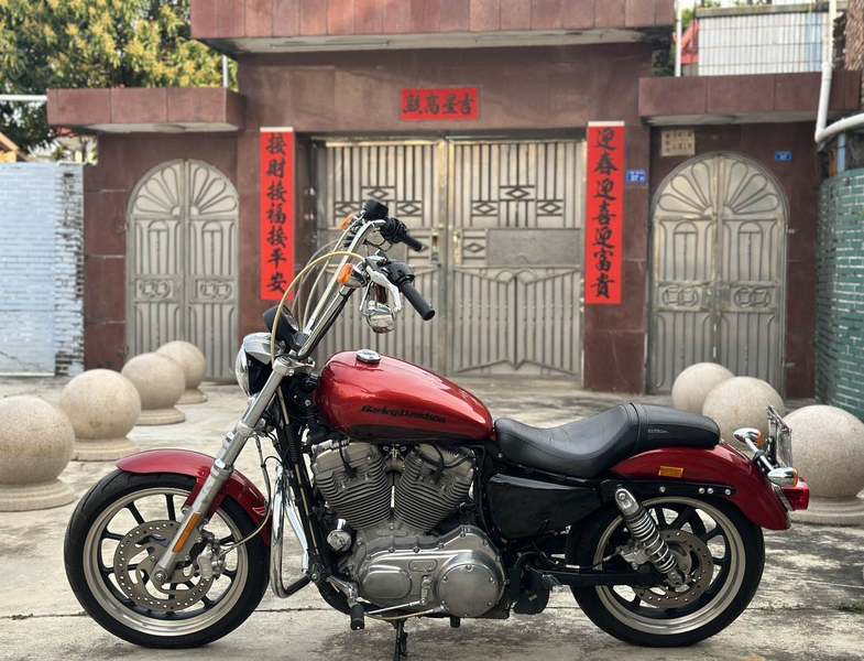 二手哈雷戴维森883L SuperLow