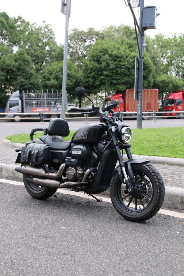 二手QJMOTOR闪300