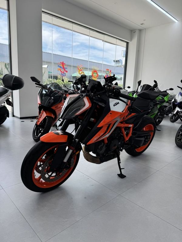 二手KTMR2R1290 Super Duke