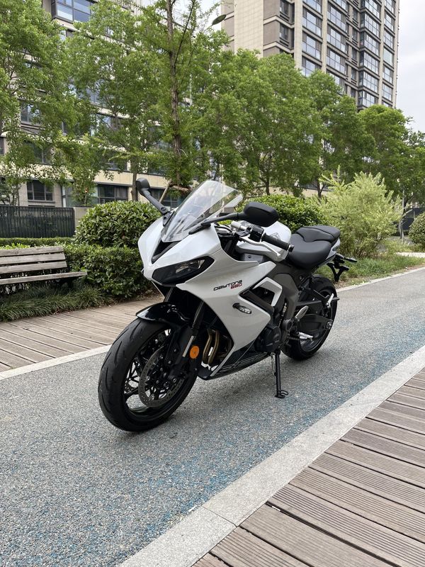 二手凯旋Daytona 660