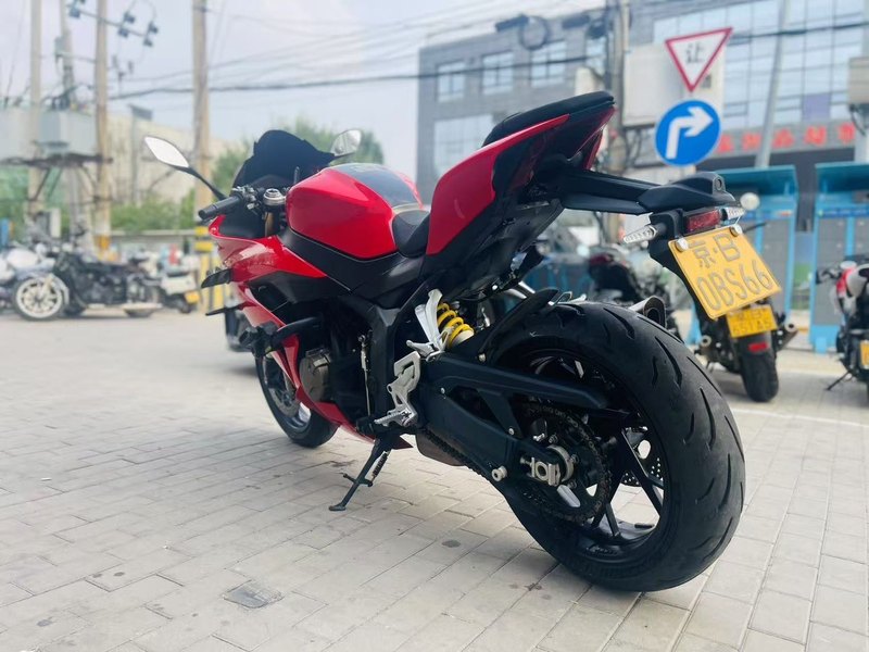 二手QJMOTOR赛800