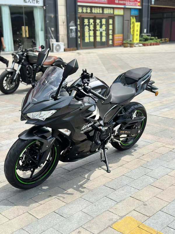 二手川崎Ninja 400