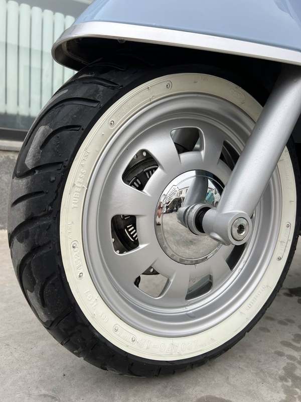 二手维多利亚Sixties 300i