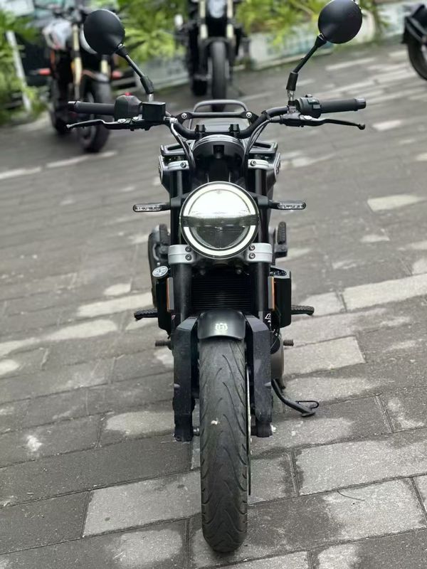 二手HUSQVARNA黑箭 401