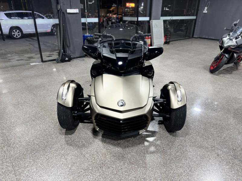 二手庞巴迪Spyder F3 