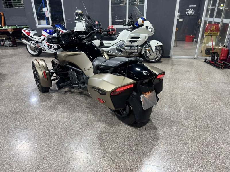 二手庞巴迪Spyder F3 