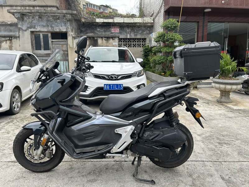 二手布雷斯通极宙 ADV150