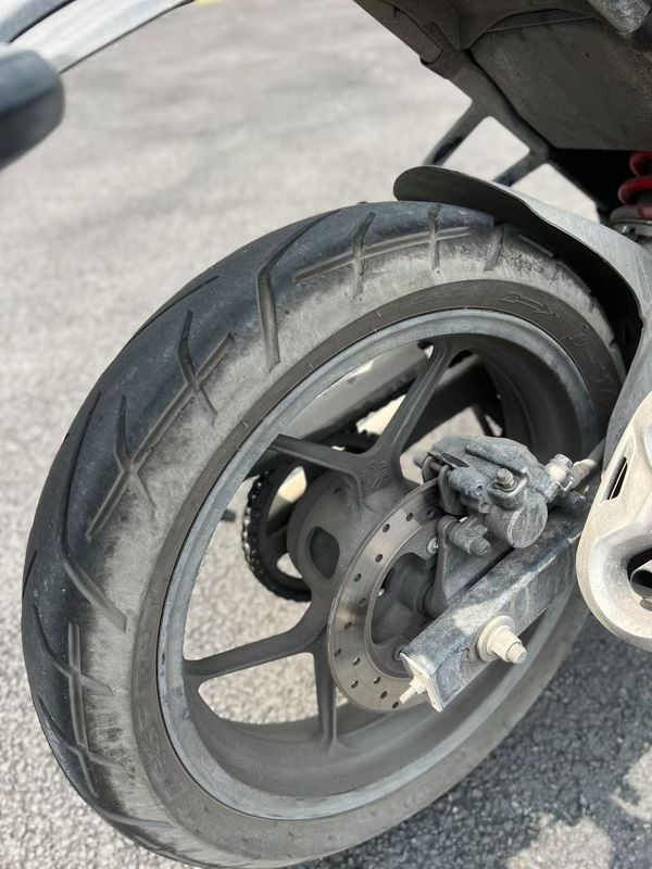 二手济南铃木极客飒 Gixxer 155 NK