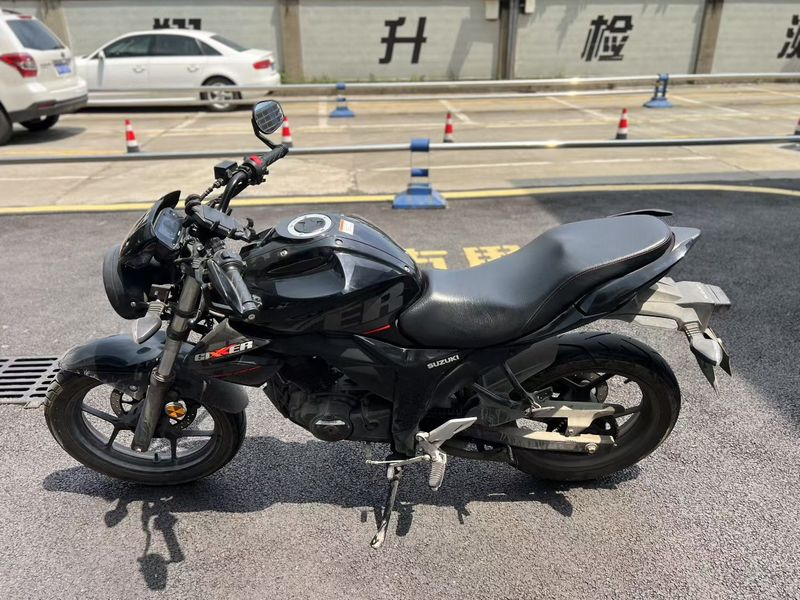 二手济南铃木极客飒 Gixxer 155 NK