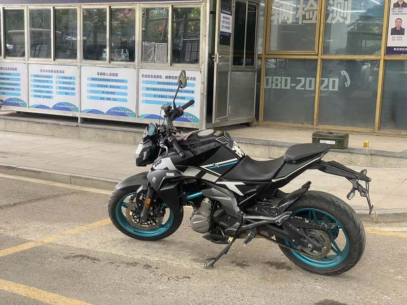 二手春风650NK