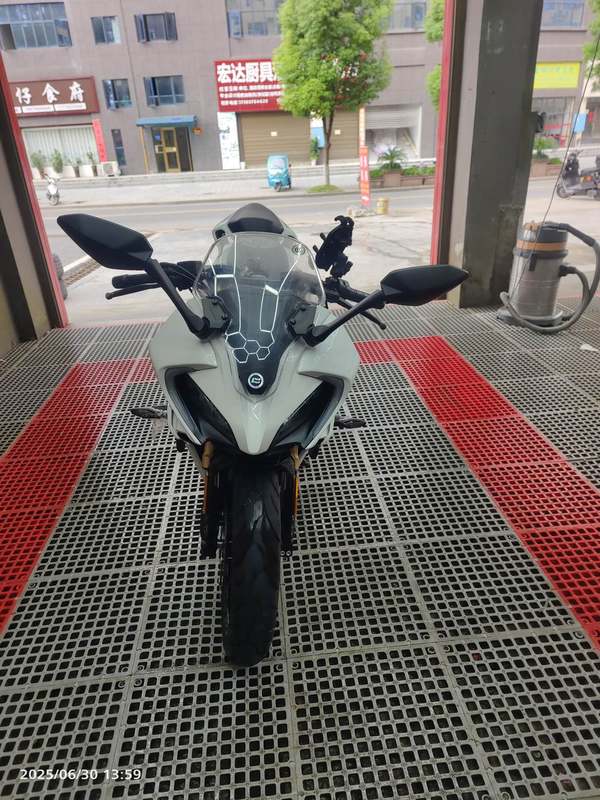 二手春风250SR