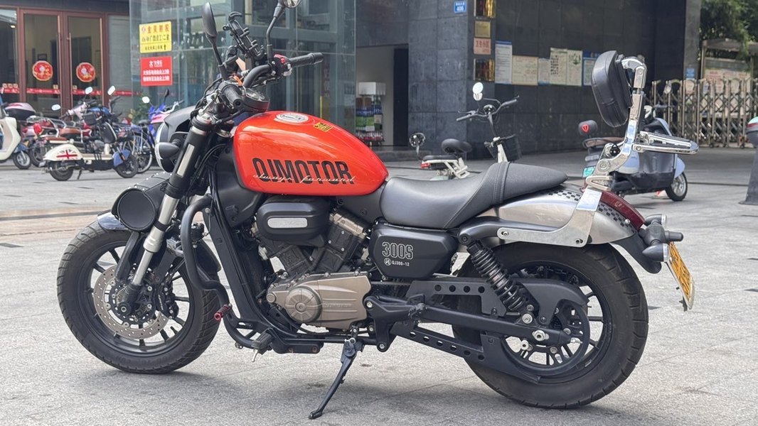 二手QJMOTOR闪300