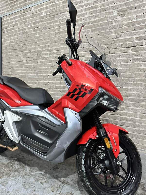 二手布雷斯通极宙 ADV150