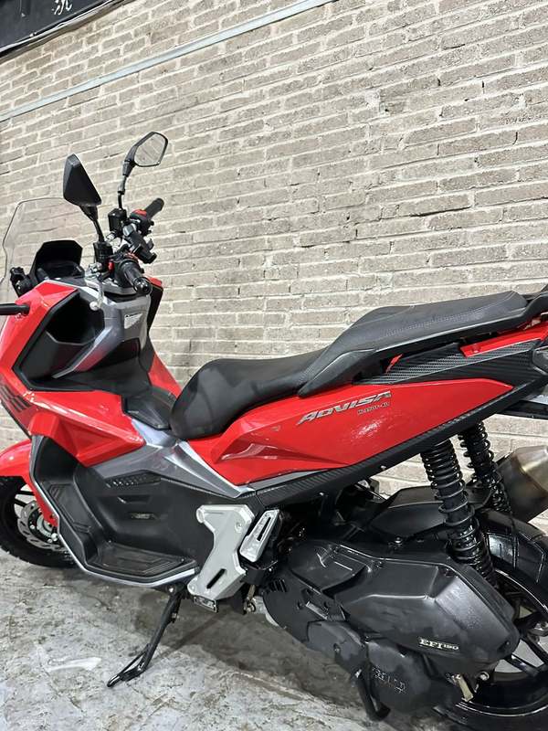 二手布雷斯通极宙 ADV150