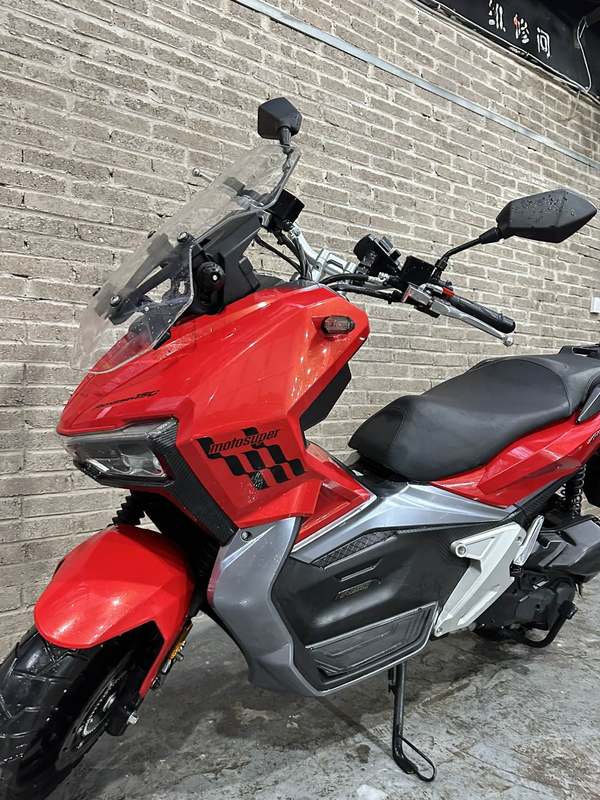 二手布雷斯通极宙 ADV150