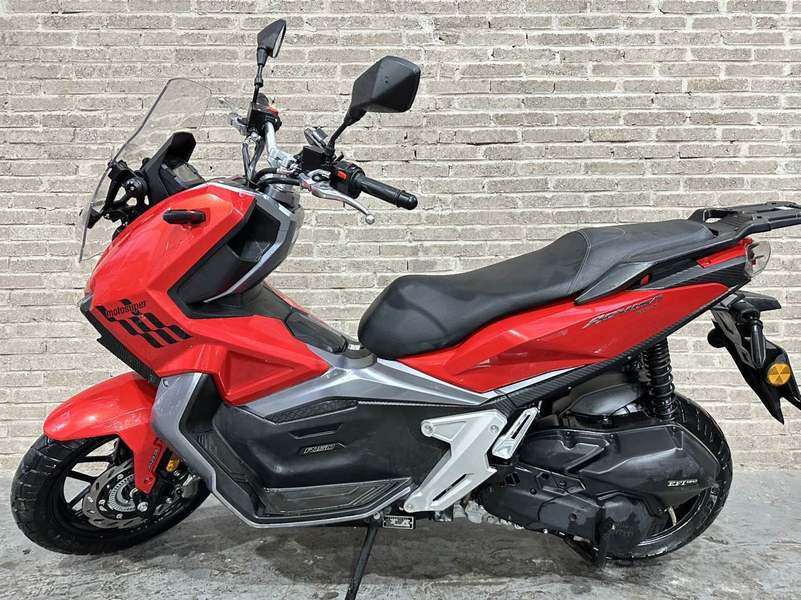 二手布雷斯通极宙 ADV150