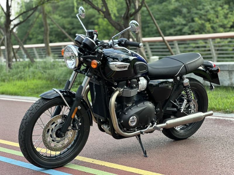 二手凯旋Bonneville T100