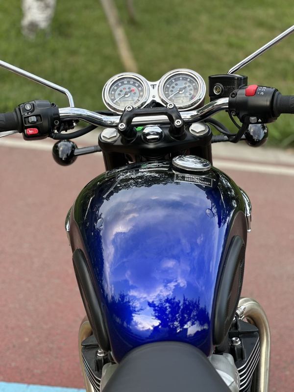 二手凯旋Bonneville T100