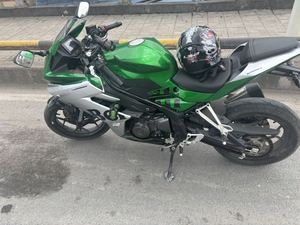 二手贝纳利龙卷风 Tornado 252R