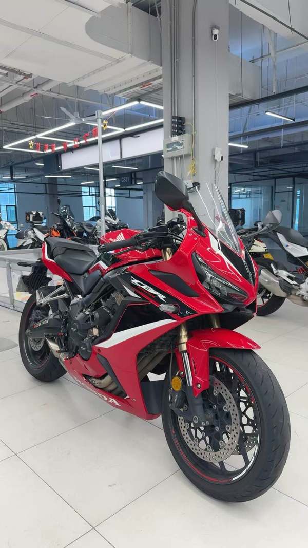 二手本田CBR650R