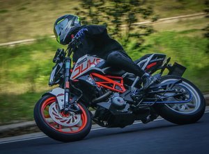 二手KTMR2R390 Duke