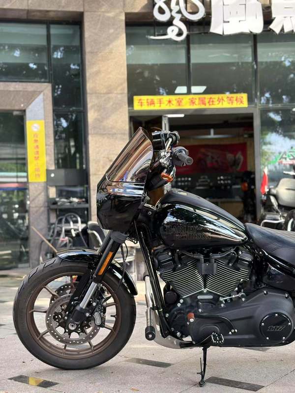 二手哈雷戴维森路威 Low Rider S