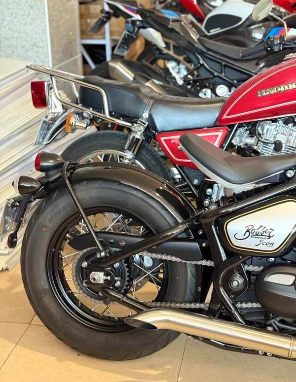 二手凯旋Bonneville Bobber
