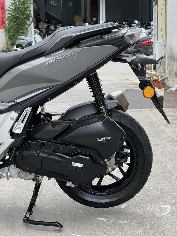 二手布雷斯通极宙 ADV150