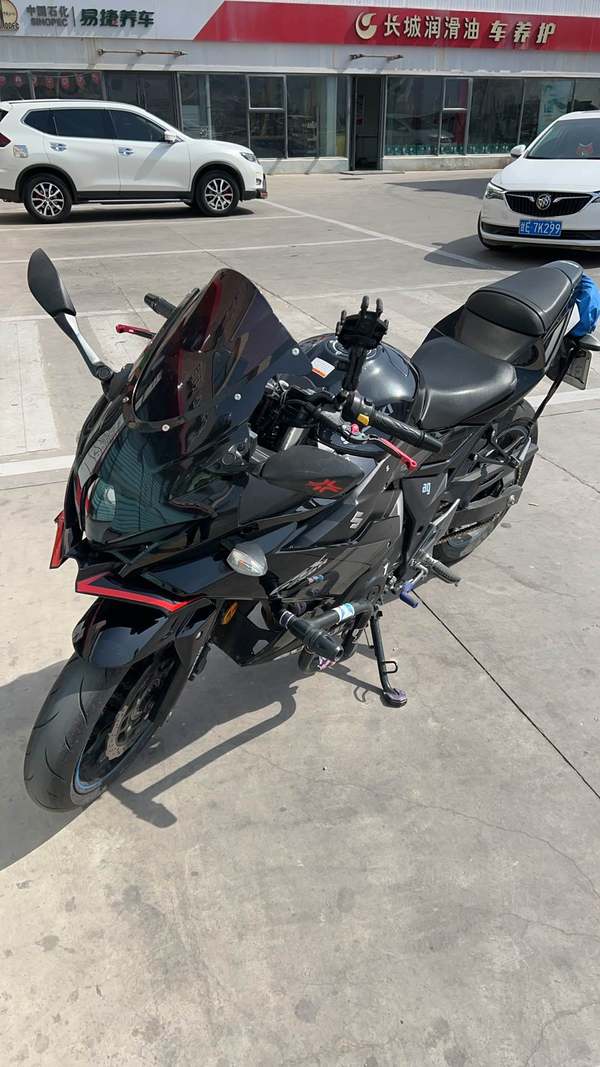 二手豪爵铃木GSX250R