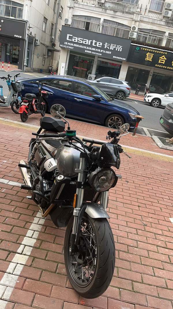 二手赛科龙RE3