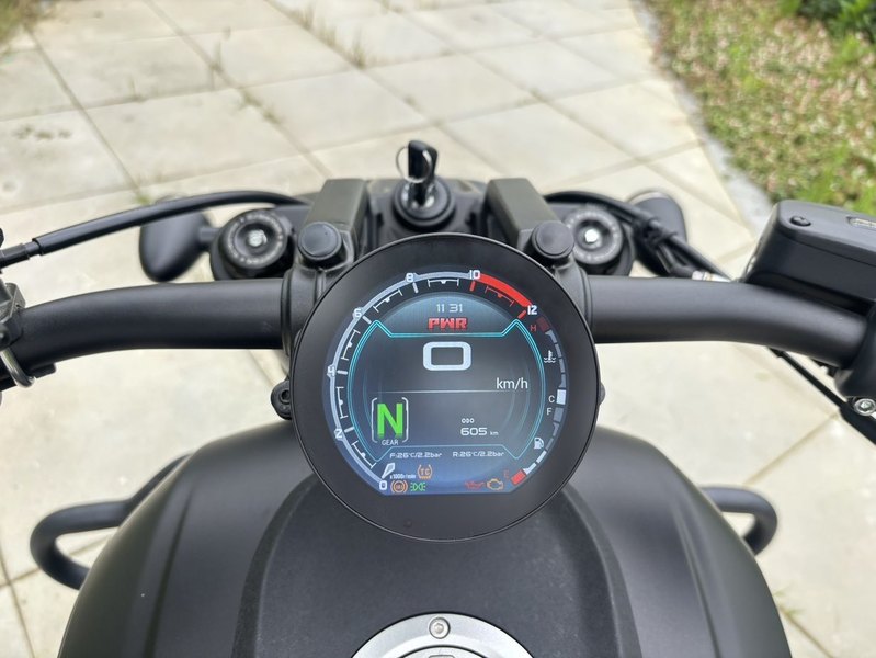 二手QJMOTOR闪600