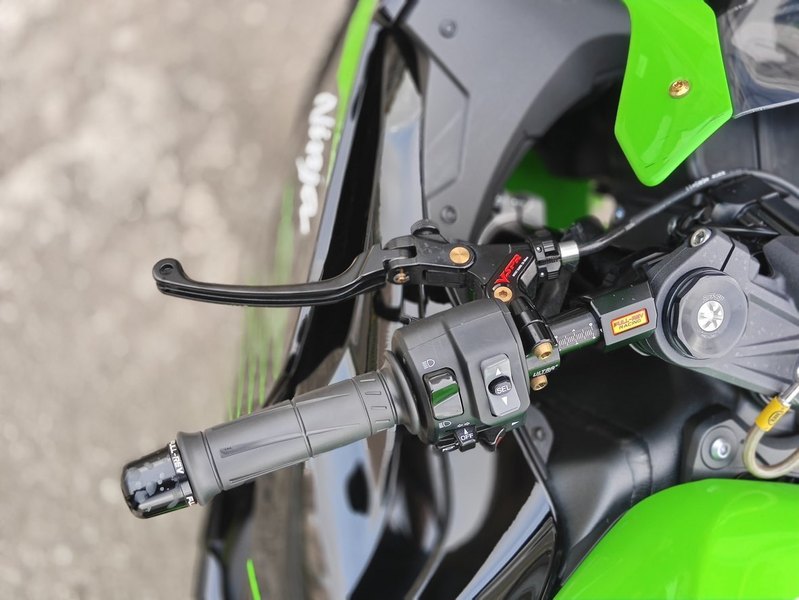 二手川崎Ninja ZX-6R 