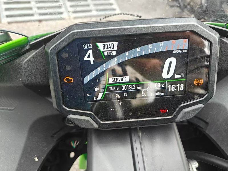 二手川崎Ninja ZX-6R 