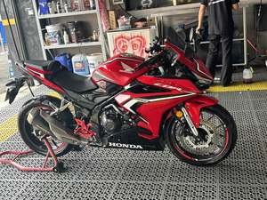 二手本田CBR400R