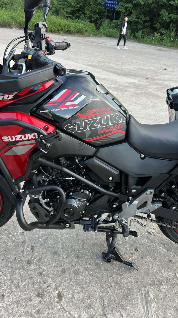二手豪爵铃木DL250