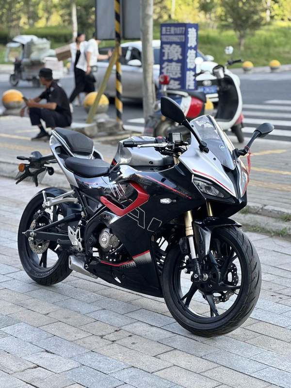 二手QJMOTOR赛150