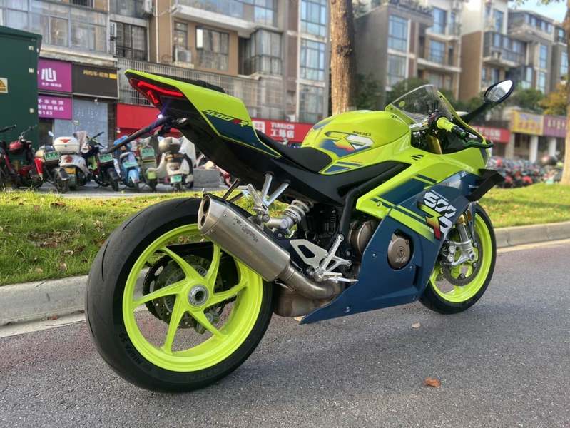 二手张雪机车500RR