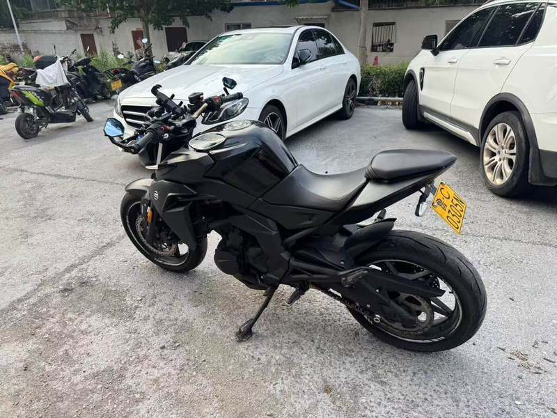 二手春风650NK