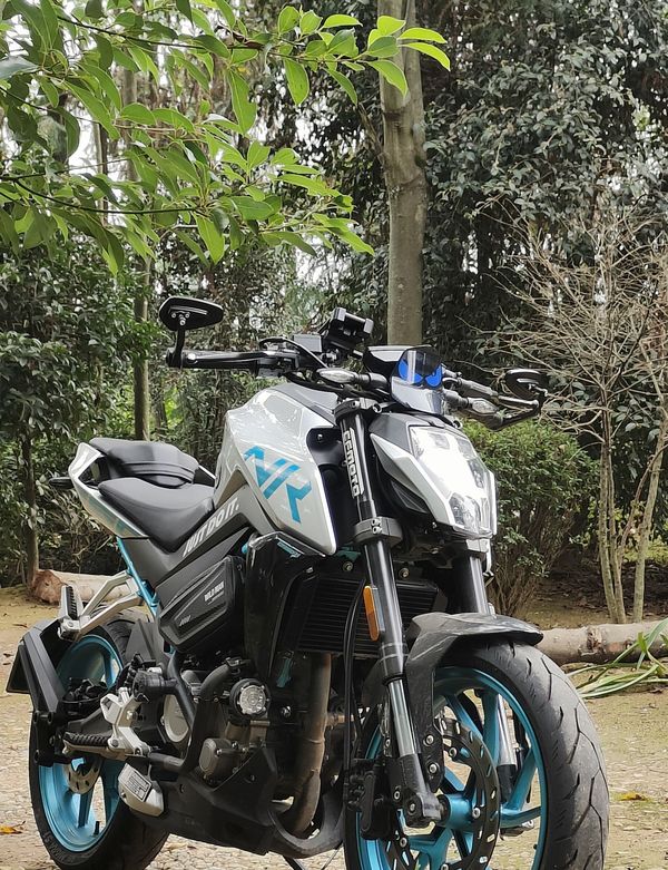 二手春风250NK