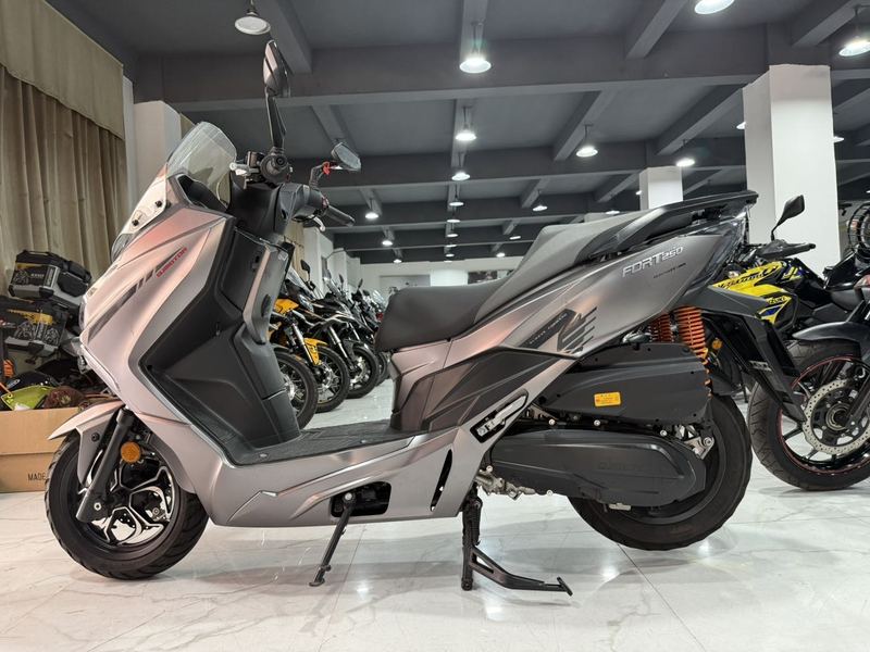 二手QJMOTOR鸿250ADV