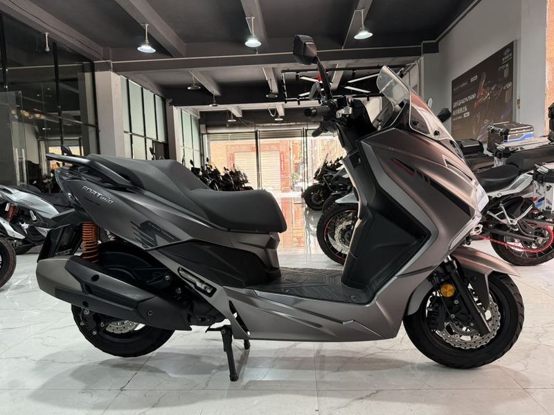 二手QJMOTOR鸿250ADV