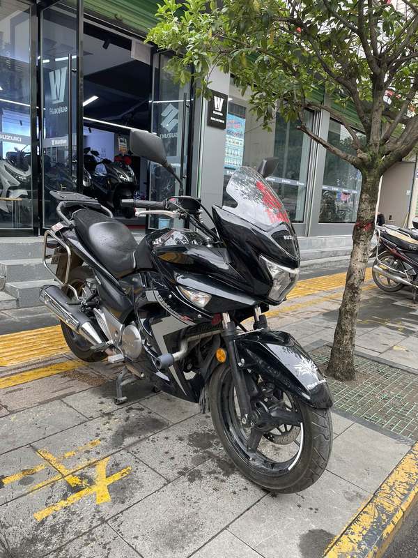 二手豪爵铃木骊驰 GW 250F