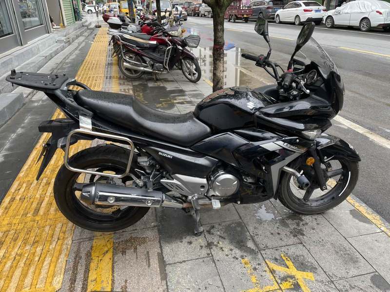 二手豪爵铃木骊驰 GW 250F