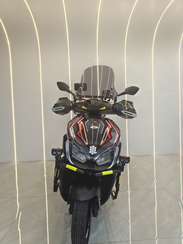 二手QJMOTOR鸿150RS