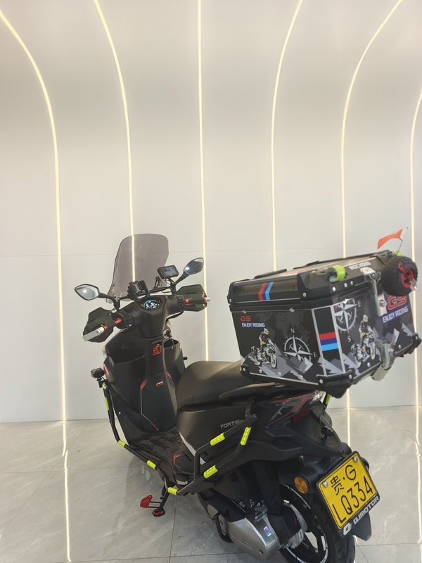 二手QJMOTOR鸿150RS