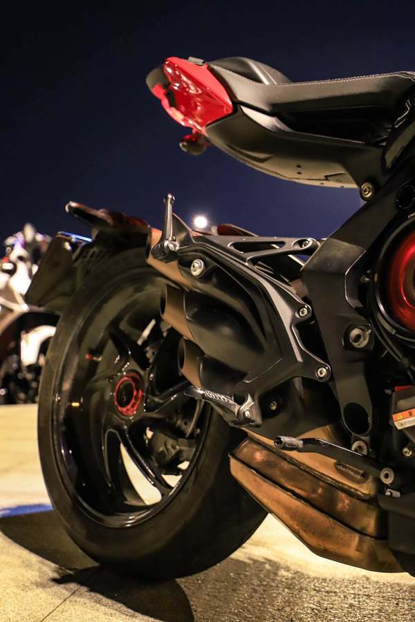二手奥古斯塔Brutale 800