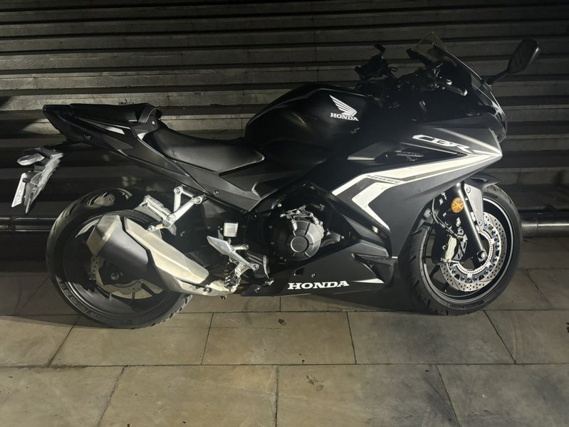 二手本田CBR400R