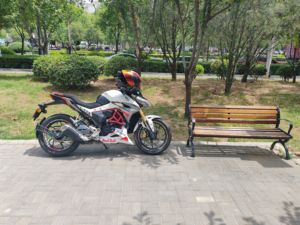 二手五羊本田CB190R 暴锋眼
