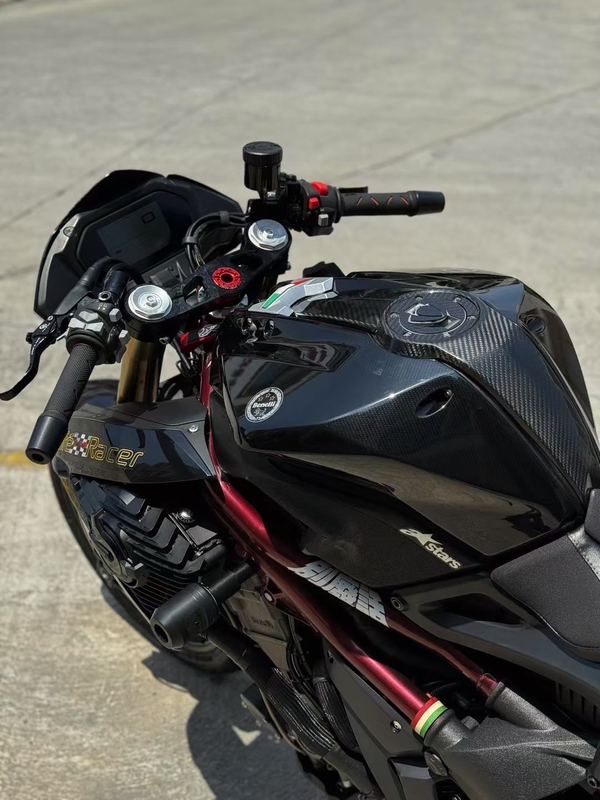 二手贝纳利TNT899