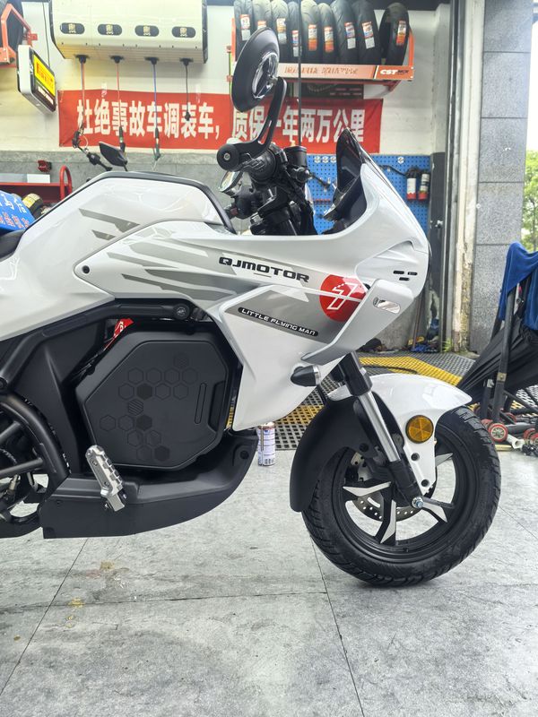 二手QJMOTOR小飞侠